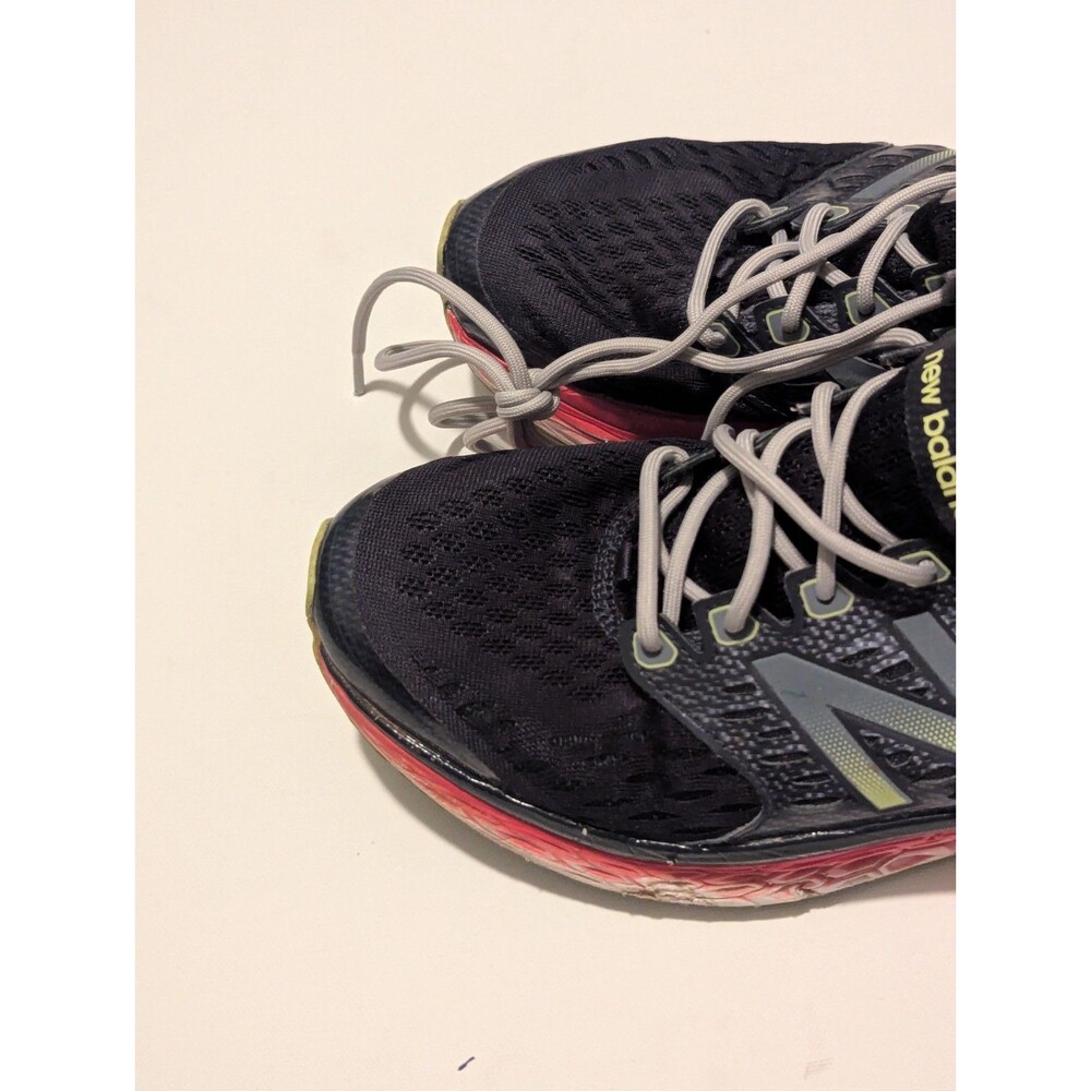 Size 11 - New Balance Fresh Foam 1080v6 Black Red Lime No Insoles - Picture 2 of 7